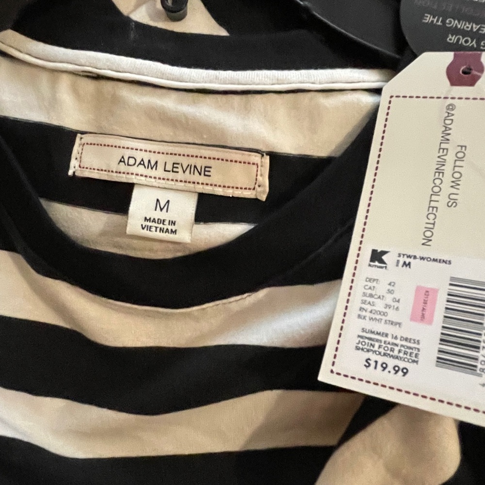 Adam Levine black and white fitting dress. Size: Medium. New: with tags - Picture 5 of 5